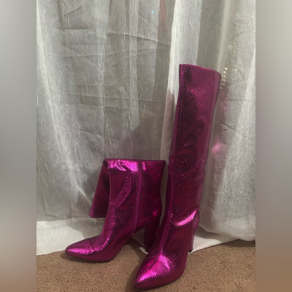 Metallic knee high boots!